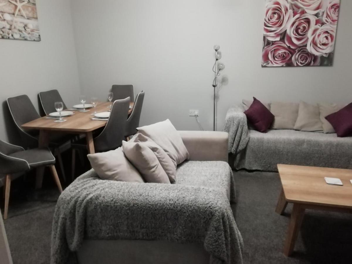 Carvetii - Iona House, 2nd Floor Sleeps Up To 6 * Kirkcaldy
