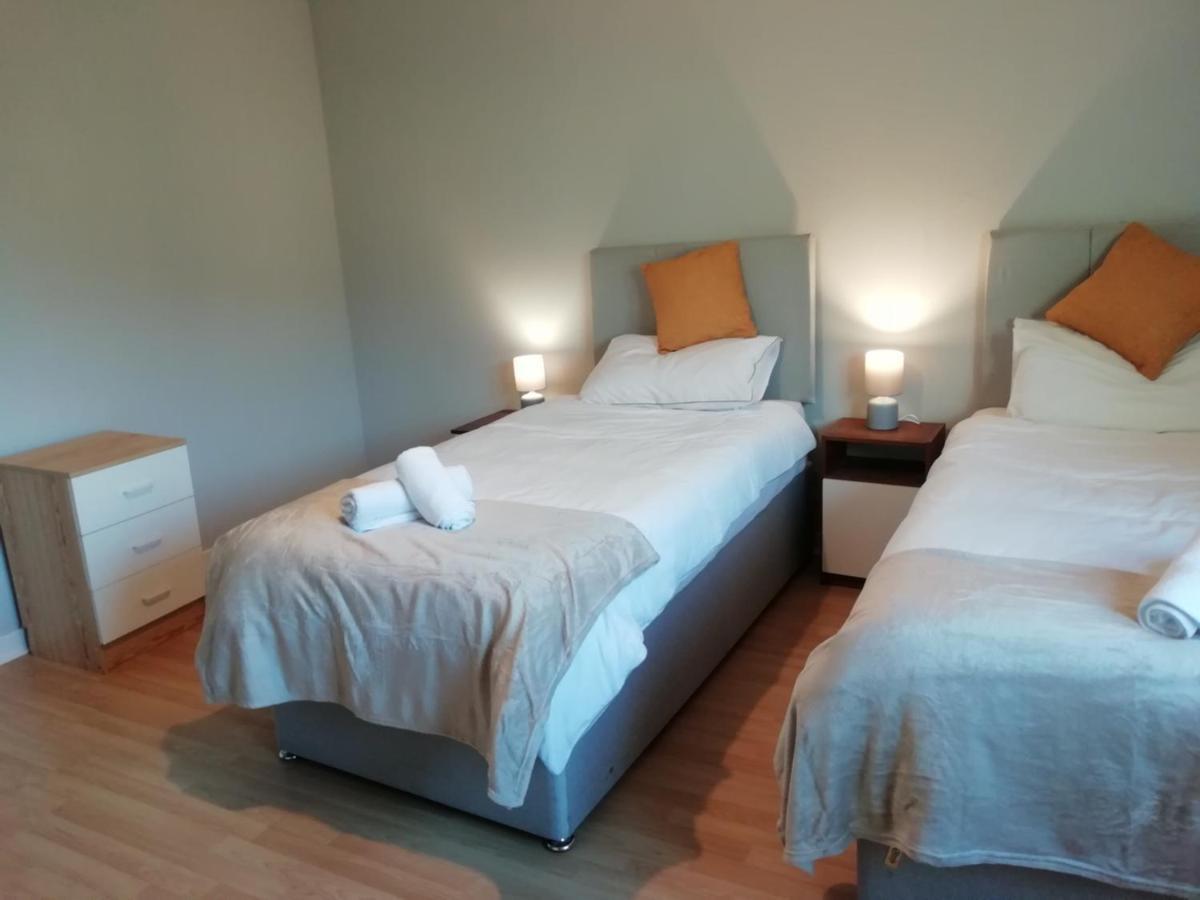 Apartment Carvetii - Iona House, 2nd Floor Sleeps Up To 6 Kirkcaldy